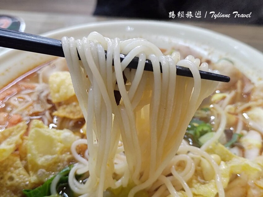 中和美食初戀螺螄粉！正宗柳州酸辣粉一吃上癮，平價高CP值美食推薦。