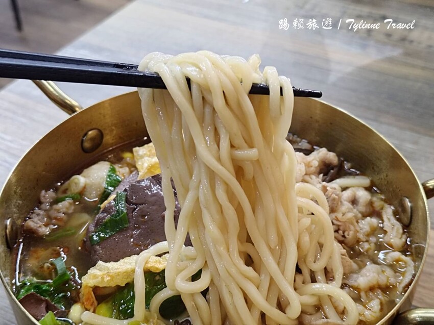 中和美食初戀螺螄粉！正宗柳州酸辣粉一吃上癮，平價高CP值美食推薦。