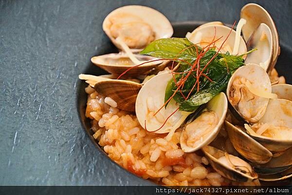 {台中美食}梨子-東海森林店,東海大學內超唯美親子友善森林系 {台中美食}梨子-東海森林店,東海大學內超唯美親子友善森林系
