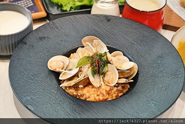 {台中美食}梨子-東海森林店,東海大學內超唯美親子友善森林系 {台中美食}梨子-東海森林店,東海大學內超唯美親子友善森林系