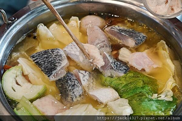 {台中美食}梨子-東海森林店,東海大學內超唯美親子友善森林系 {台中美食}梨子-東海森林店,東海大學內超唯美親子友善森林系