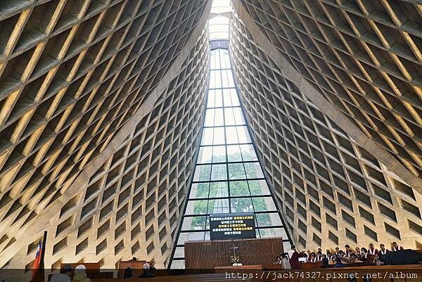 {台中美食} {台中美食}