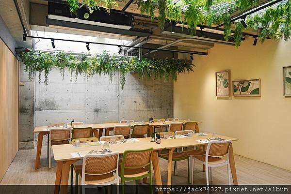 {台中美食}梨子-東海森林店,東海大學內超唯美親子友善森林系 {台中美食}梨子-東海森林店,東海大學內超唯美親子友善森林系