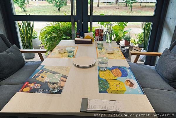 {台中美食}梨子-東海森林店,東海大學內超唯美親子友善森林系 {台中美食}梨子-東海森林店,東海大學內超唯美親子友善森林系