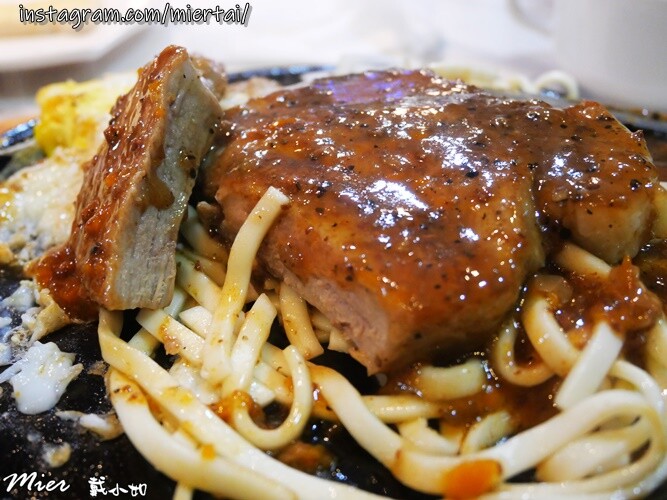 新北市|| 新莊區 大份量超值牛排 思犇牛排SIBEN st