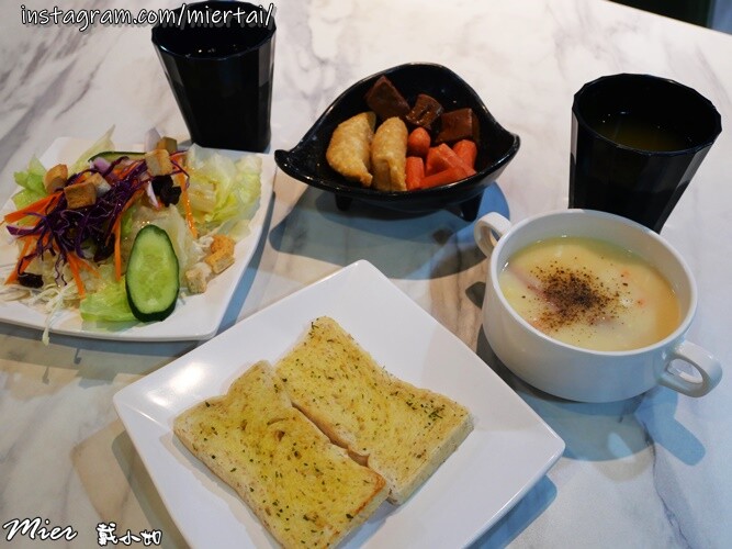 新北市|| 新莊區 大份量超值牛排 思犇牛排SIBEN st