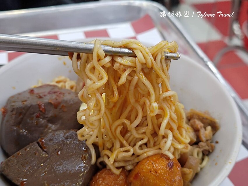 台北市信義區【台北美食】滷susu滷香麵舖，健康的滷味拌麵 | 天然滷汁熬煮入味，新鮮蔬菜原汁原味 | 台北大巨蛋周邊美食推薦