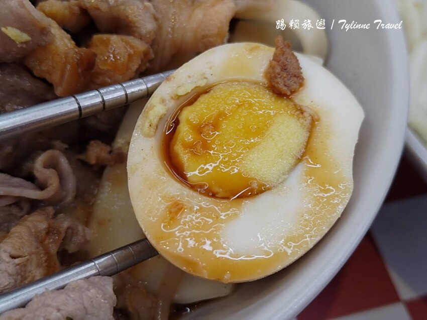 台北市信義區【台北美食】滷susu滷香麵舖，健康的滷味拌麵 | 天然滷汁熬煮入味，新鮮蔬菜原汁原味 | 台北大巨蛋周邊美食推薦