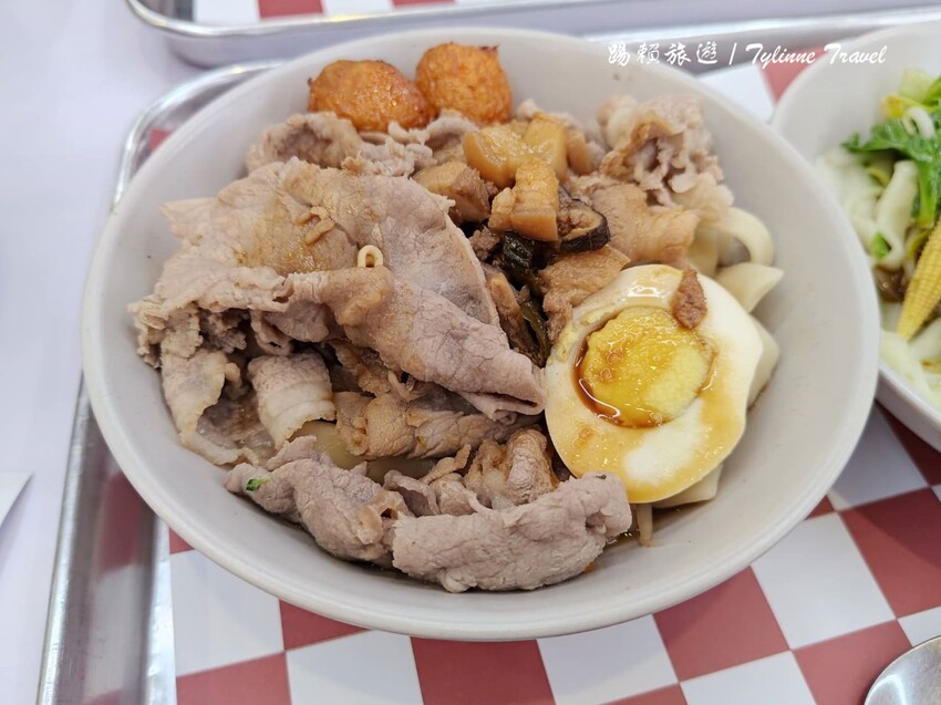 台北市信義區【台北美食】滷susu滷香麵舖，健康的滷味拌麵 | 天然滷汁熬煮入味，新鮮蔬菜原汁原味 | 台北大巨蛋周邊美食推薦