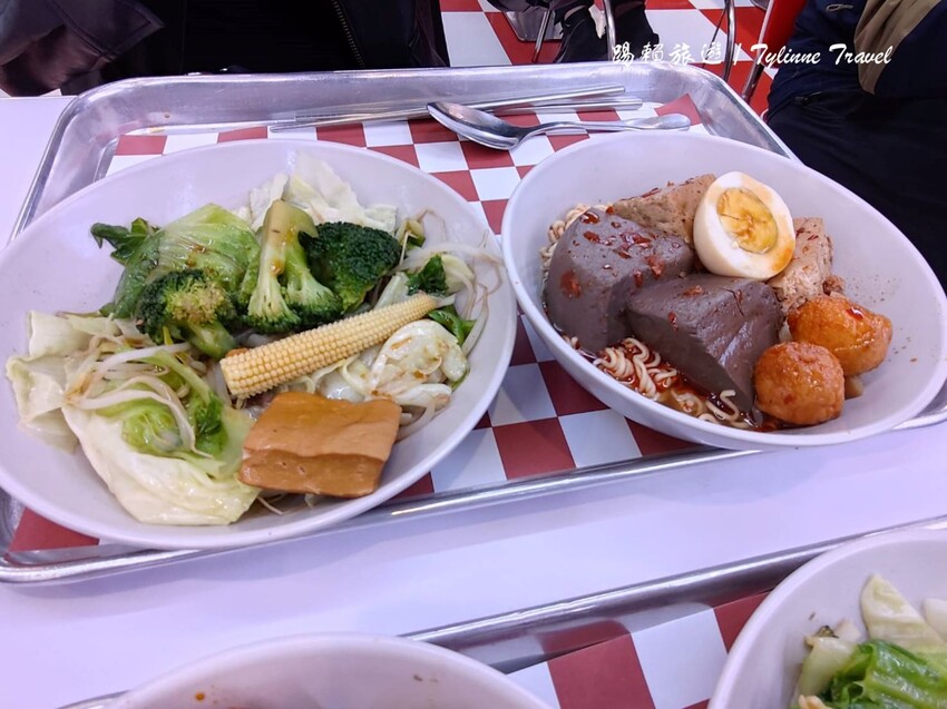 台北市信義區【台北美食】滷susu滷香麵舖，健康的滷味拌麵 | 天然滷汁熬煮入味，新鮮蔬菜原汁原味 | 台北大巨蛋周邊美食推薦