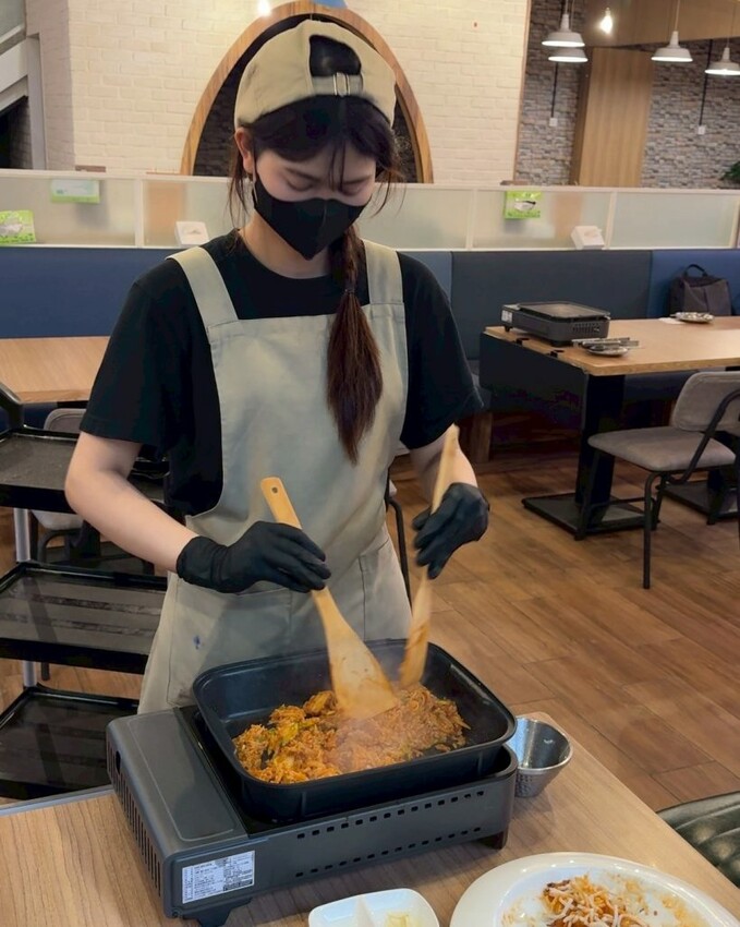 可莉達Kelimda韓式料理餐廳｜傳承韓國母親的正宗風味，必吃超狂牽絲韓式豬肋排! - 肉依小姐吃什麼