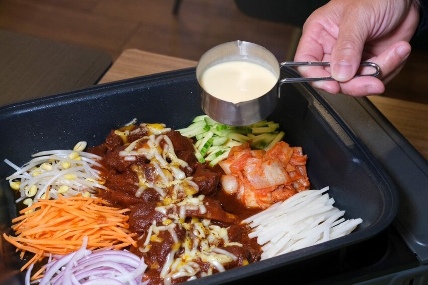 可莉達Kelimda韓式料理餐廳｜傳承韓國母親的正宗風味，必吃超狂牽絲韓式豬肋排! - 肉依小姐吃什麼