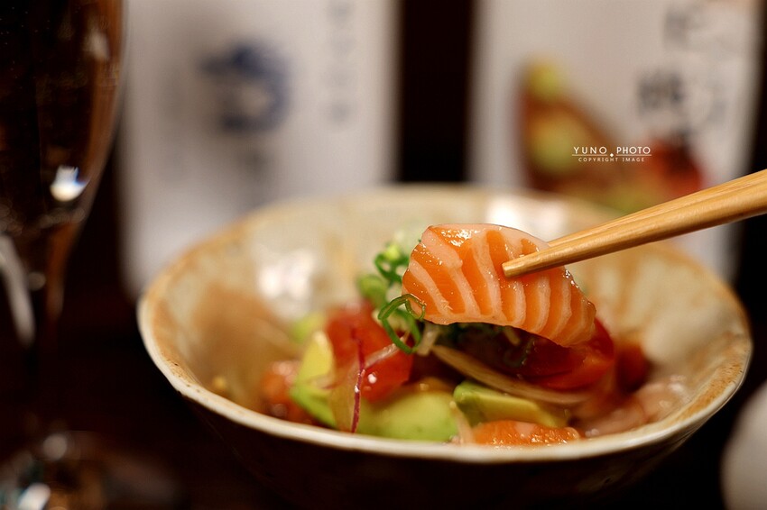 台中深夜居酒屋不限時！打鼓的舌炭火酒場備長炭串燒，聚餐首選。