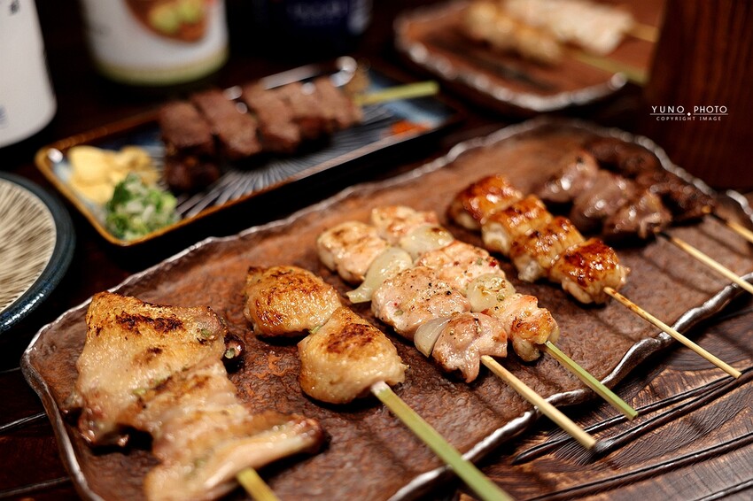 台中深夜居酒屋不限時！打鼓的舌炭火酒場備長炭串燒，聚餐首選。
