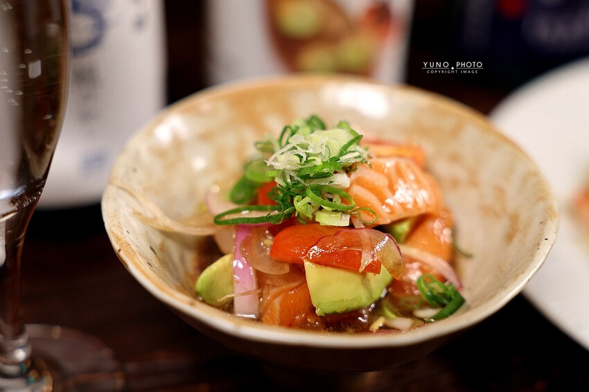 台中深夜居酒屋不限時！打鼓的舌炭火酒場備長炭串燒，聚餐首選。