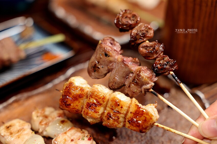 台中深夜居酒屋不限時！打鼓的舌炭火酒場備長炭串燒，聚餐首選。