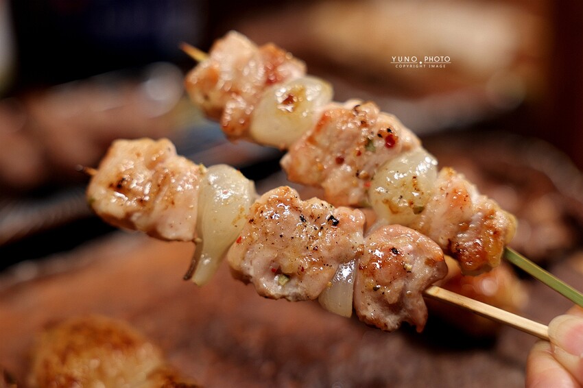 台中深夜居酒屋不限時！打鼓的舌炭火酒場備長炭串燒，聚餐首選。