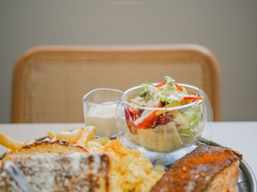 At.First More 早寓:全新升級的美味早午餐與親子寵物友善空間