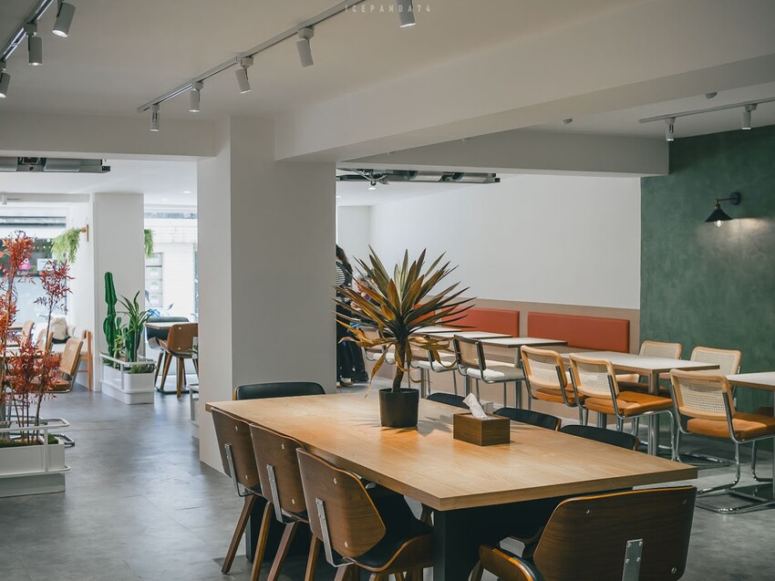 At.First More 早寓:全新升級的美味早午餐與親子寵物友善空間