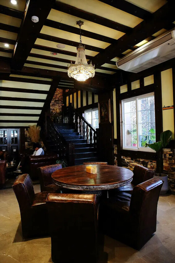 霍爾的移動城堡在埔里，藍色城堡X茱諾法式甜點，埔里超人氣甜點