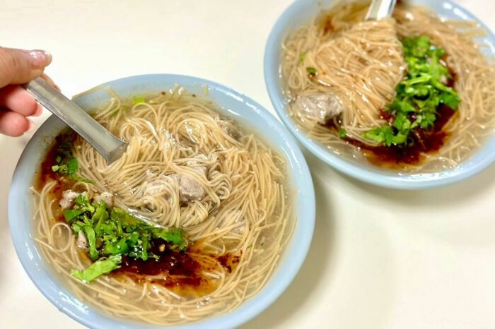 台中精明商圈美食！錦蒸園 爆汁小籠湯包，大理石裝潢超文青。