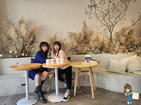 桃園平鎮 穿越乾燥花海,漫步浪漫韓系咖啡館 — 禾曼咖啡 H 桃園平鎮 穿越乾燥花海,漫步浪漫韓系咖啡館 — 禾曼咖啡 H