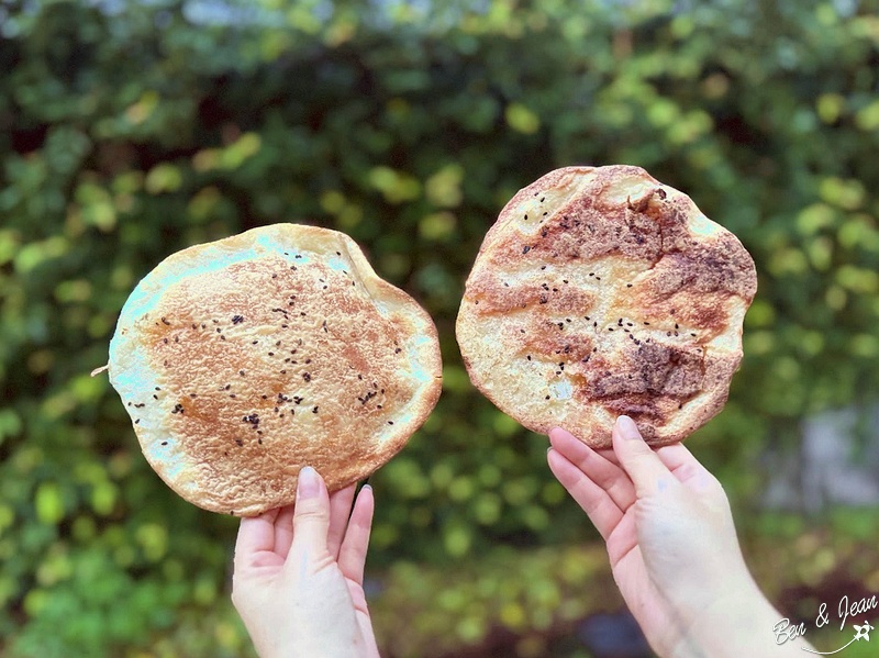 宜蘭丁掌櫃衢州烤餅正宗浙江味～現烤酥脆鹹香梅乾菜餅，愈嚼愈香！