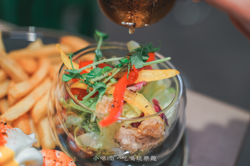 At.First More 早寓|延吉街超人氣早午餐開新店啦!森林系空間、寵物友善、免服務費,大份量早午餐超又有飽足感,捷運忠孝敦化站