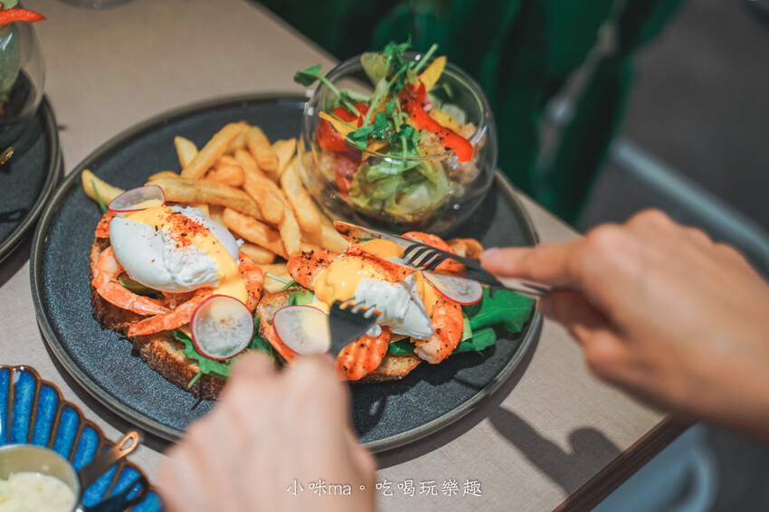 At.First More 早寓|延吉街超人氣早午餐開新店啦!森林系空間、寵物友善、免服務費,大份量早午餐超又有飽足感,捷運忠孝敦化站