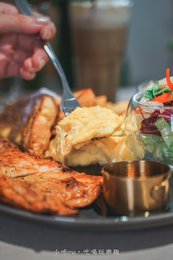 At.First More 早寓|延吉街超人氣早午餐開新店啦!森林系空間、寵物友善、免服務費,大份量早午餐超又有飽足感,捷運忠孝敦化站