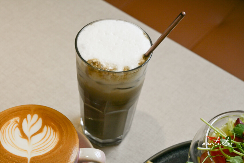 台北東區早午餐推薦！At.First More早寓2.0升級，寵物友善毛孩爸媽必收。