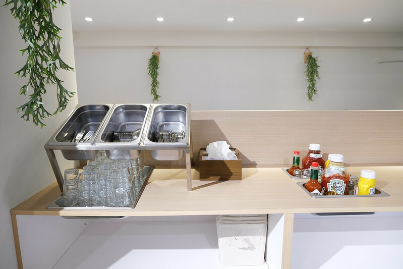 台北東區早午餐，At.First_More早寓全新2.0升級，早午餐盤豐富，親子寵物友善餐廳！（近忠孝敦化站）