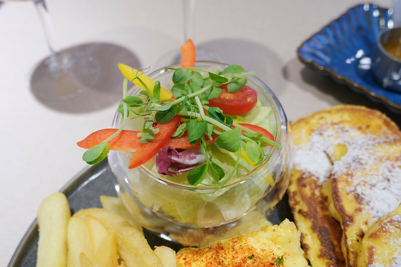 台北東區早午餐，At.First_More早寓全新2.0升級，早午餐盤豐富，親子寵物友善餐廳！（近忠孝敦化站）