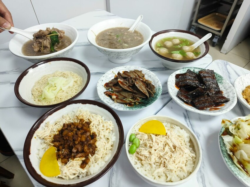 在板橋就可以喝得到現沖牛肉湯，不用再跑遠~