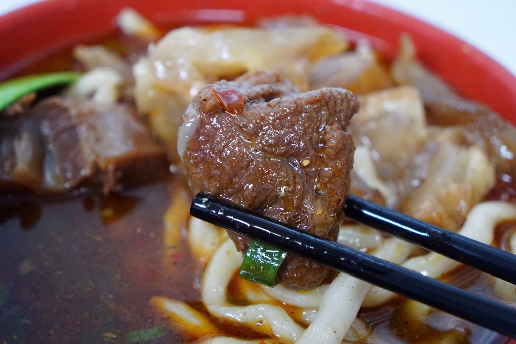 老牌牛肉拉麵大王