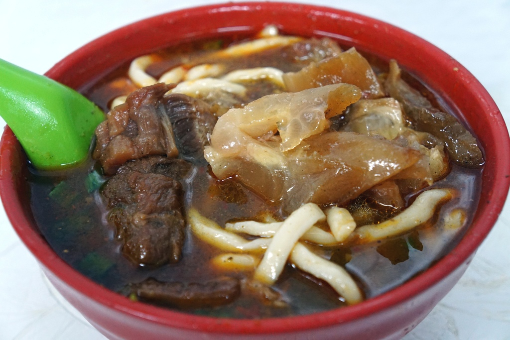 老牌牛肉拉麵大王