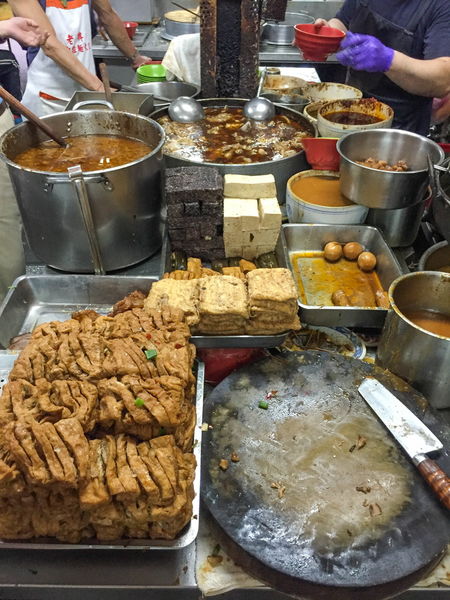 老牌牛肉拉麵大王 - 幻想中的麵好湯濃肉大塊沒有出現