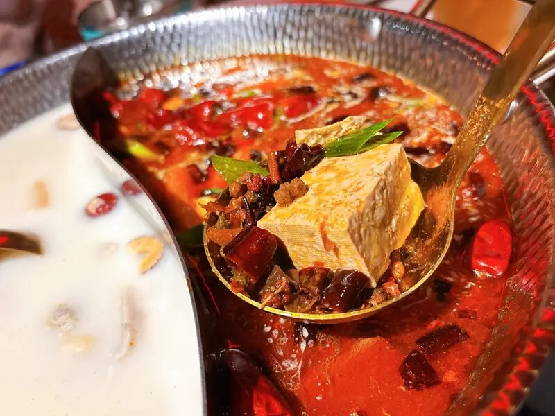 [美食] 撈王鍋物料理 ♥ 鍋界霸主撈王插旗松江南京站囉 ♥