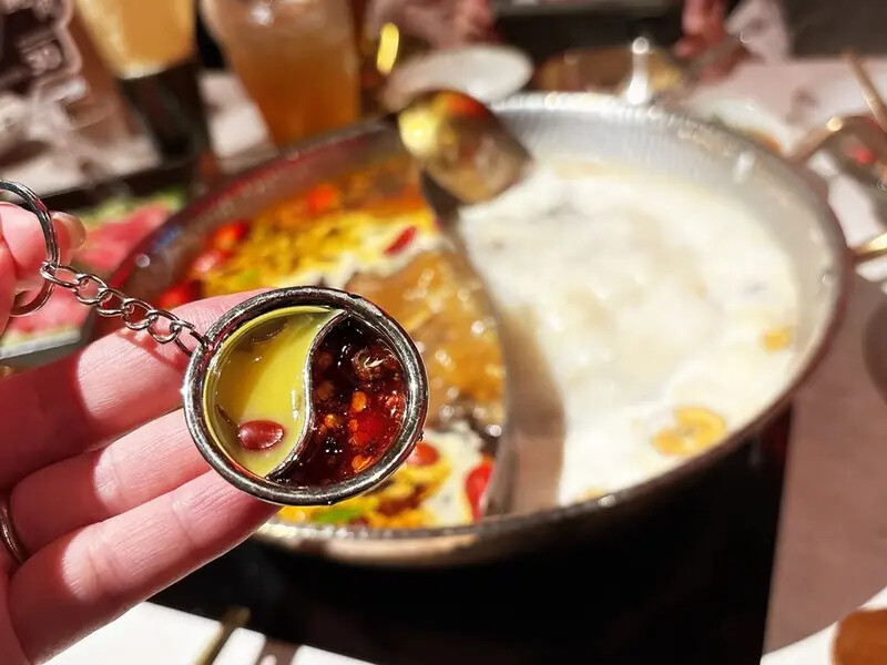 [美食] 撈王鍋物料理 ♥ 鍋界霸主撈王插旗松江南京站囉 ♥