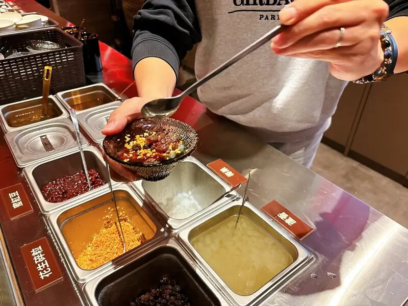 [美食] 撈王鍋物料理 ♥ 鍋界霸主撈王插旗松江南京站囉 ♥