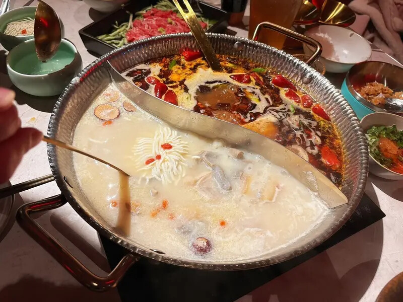 [美食] 撈王鍋物料理 ♥ 鍋界霸主撈王插旗松江南京站囉 ♥