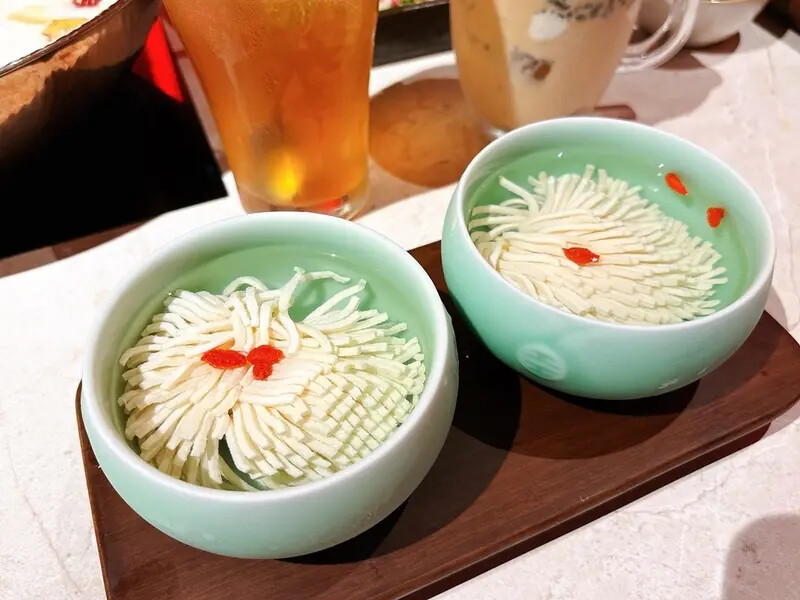 [美食] 撈王鍋物料理 ♥ 鍋界霸主撈王插旗松江南京站囉 ♥