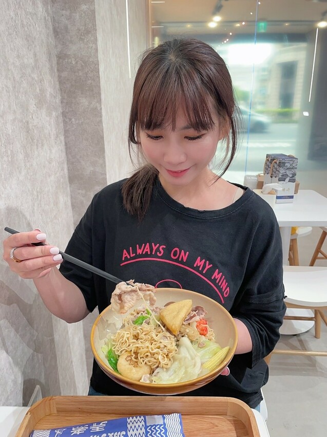 【台北美食】搬湯弄煮-台北八德店｜選擇多多的湯煮料理，嚴選6種特製湯頭，清爽、麻辣、吃巧、吃飽任你搭配，小巨蛋美食