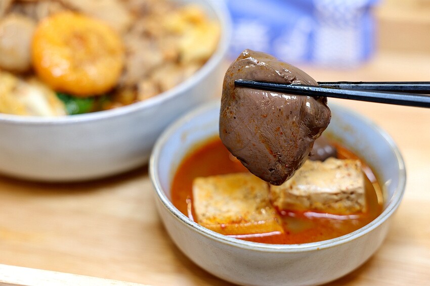 搬湯弄煮(湯煮專賣)台北八德店|一喝上癮的文青系湯煮 自助點餐+客製化湯頭搭配 直接讓人回不去。菜單價位(台北松山平價湯煮料理推薦)