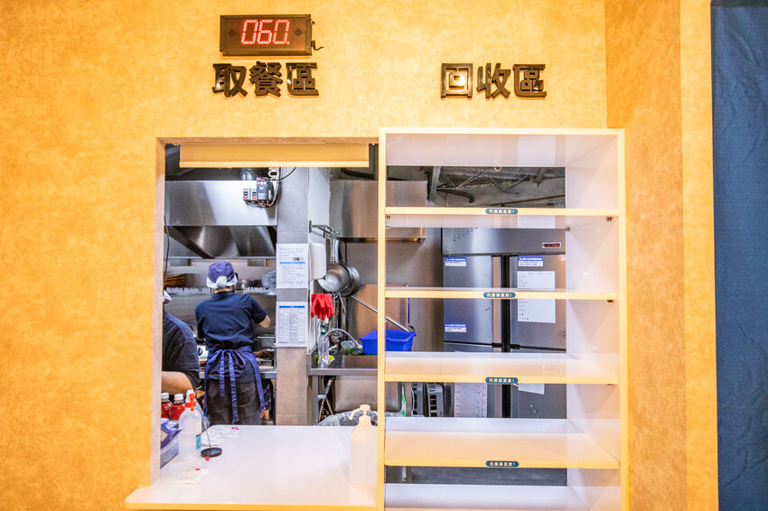 搬湯弄煮-台北八德店｜靠一碗湯征服上班族！配料澎湃、湯頭厲害爆紅湯煮料理，價位還很親民