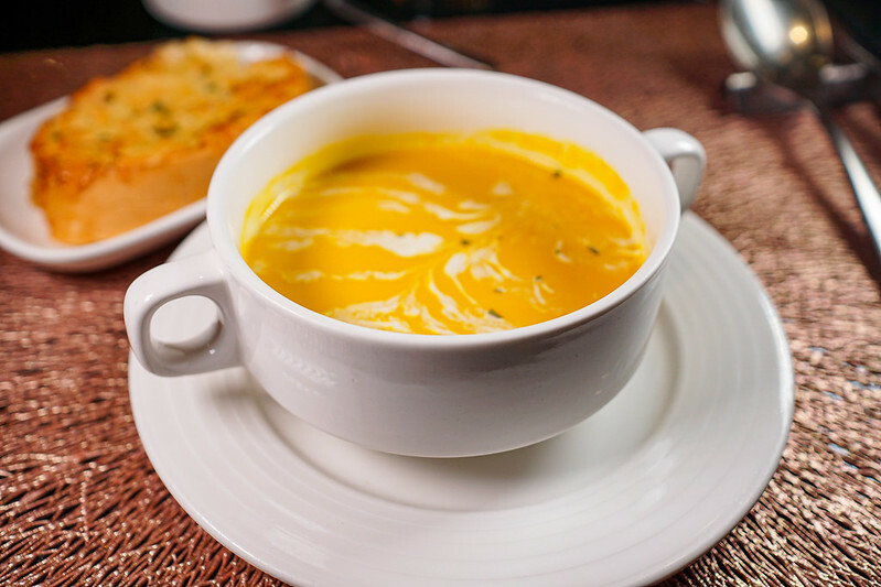 台北鐵板燒隱藏版必吃！御-A Teppanyaki頂級和牛龍蝦饗宴，專屬KTV體驗超嗨。