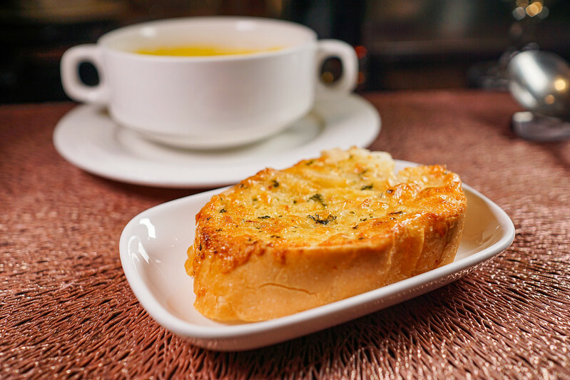 台北鐵板燒隱藏版必吃！御-A Teppanyaki頂級和牛龍蝦饗宴，專屬KTV體驗超嗨。