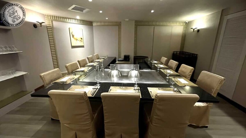 台北中山區鐵板燒!御-A Teppanyaki 鐵板燒活龍蝦超彈牙,免費卡拉OK唱到飽。