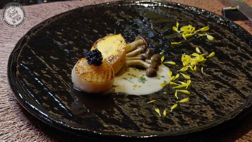 台北中山區鐵板燒!御-A Teppanyaki 鐵板燒活龍蝦超彈牙,免費卡拉OK唱到飽。