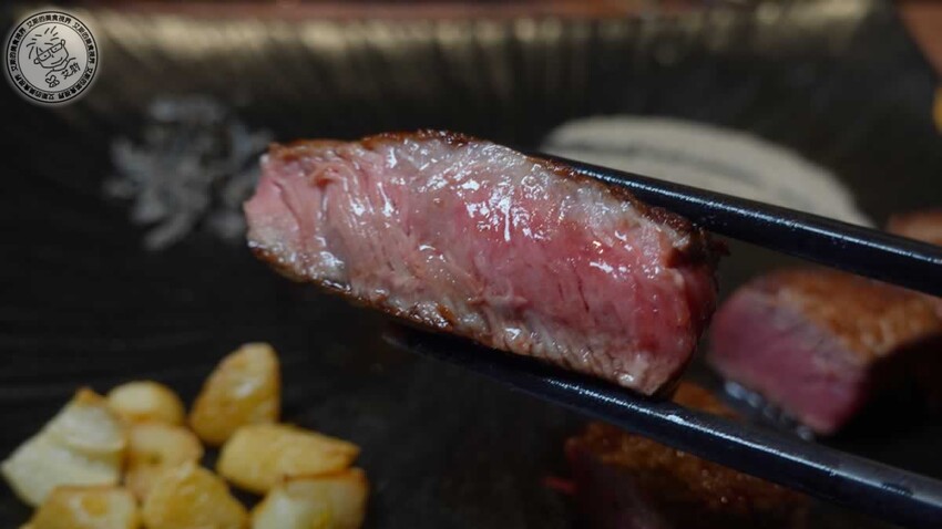 台北中山區鐵板燒!御-A Teppanyaki 鐵板燒活龍蝦超彈牙,免費卡拉OK唱到飽。